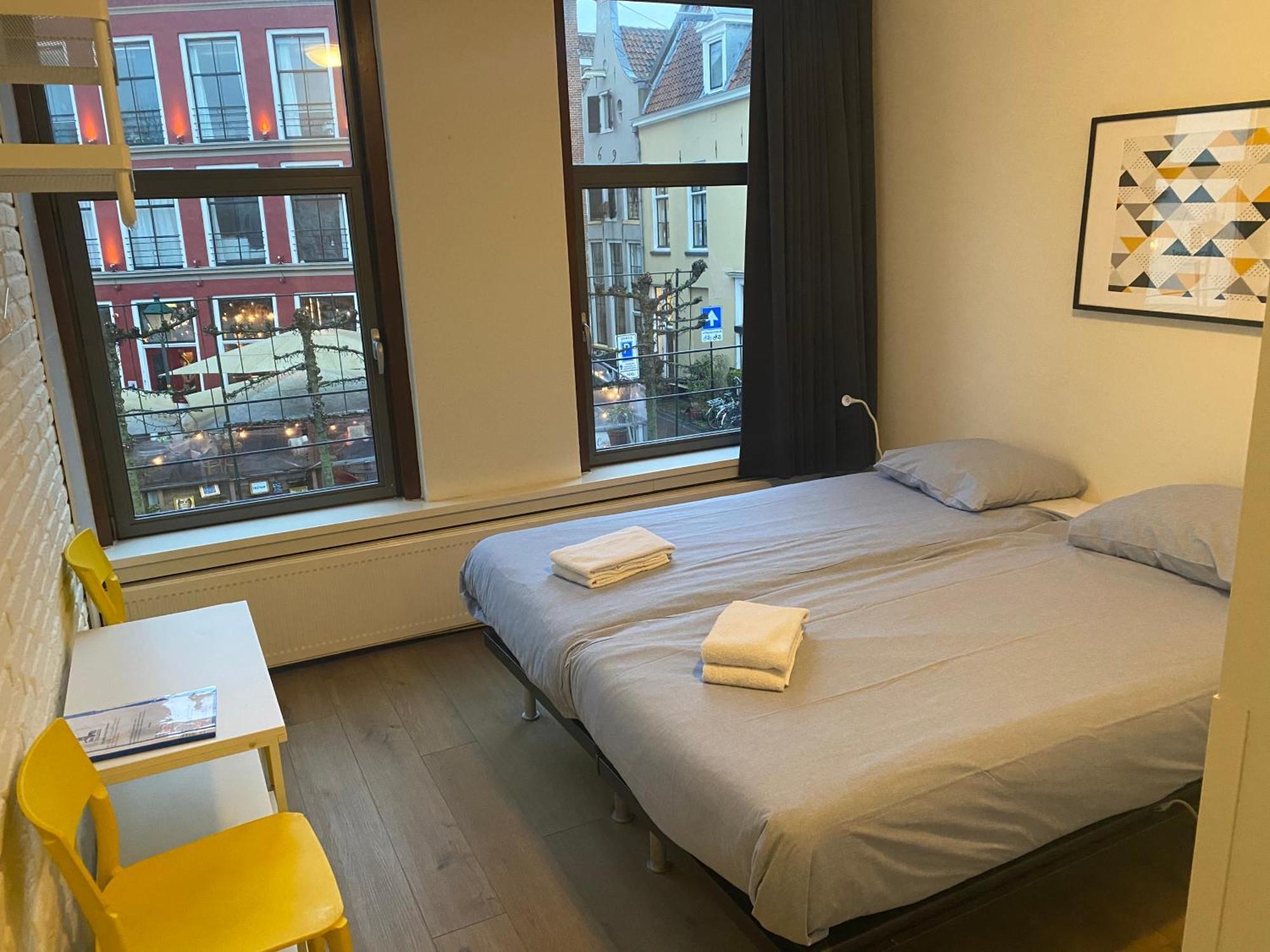 Kleinschalig Hostel In Deventer, Hartje Stad, Aan De Ijssel, エクステリア 写真